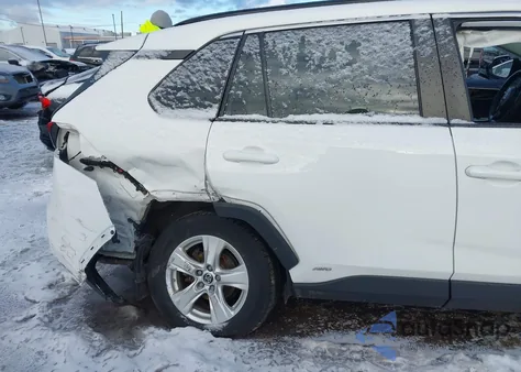 2021 Toyota Rav4 Hybrid Le z USA, uszkodzony, nr VIN 4T3MWRFVXMU028025